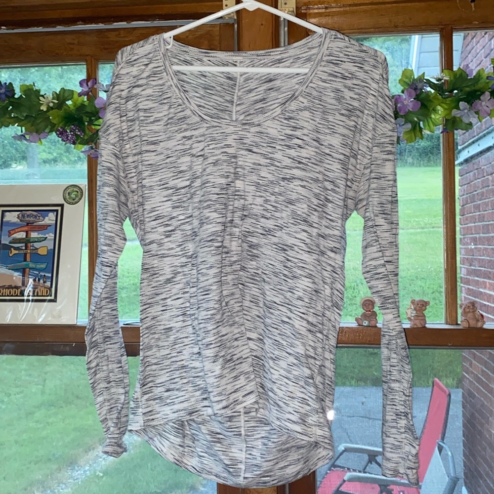 Lululemon shirt